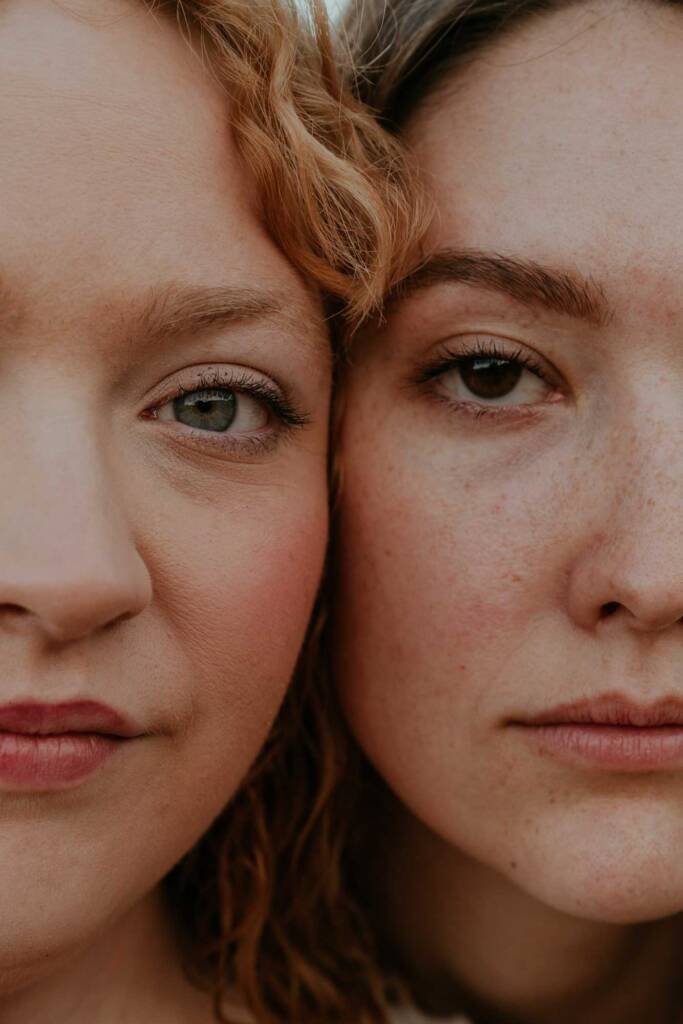friends photoshoot in maui hawaii